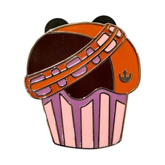 Disneyland Chewbacca Star Wars Cupcake Hidden Mickey Disney 2025 Pin Wave B New - Picture 1 of 1